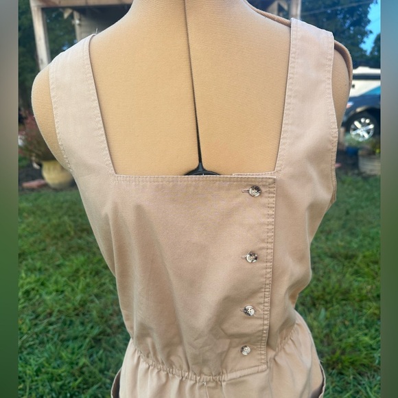 Vintage Sasson khaki dress. Pockets. Buttons. Midi. Paris. New York. Size 12/13 - Picture 4 of 7